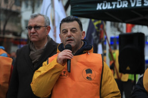 Başkan Çetin 57.Alay Yürüyüşüne Katıldı
